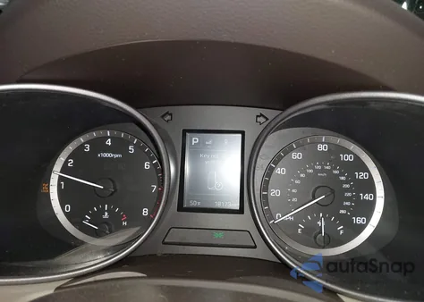 2018 Hyundai Santa Fe Sport 2.4L from USA, damaged, VIN 5XYZUDLB1JG512703